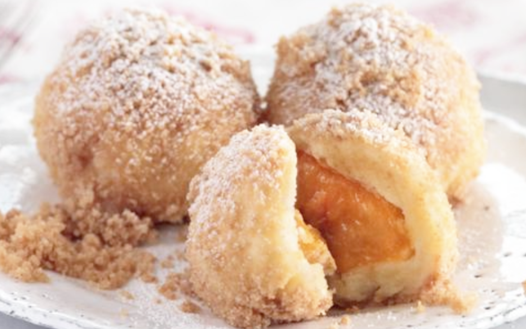 Buckwheat flour dumplings filled with apples